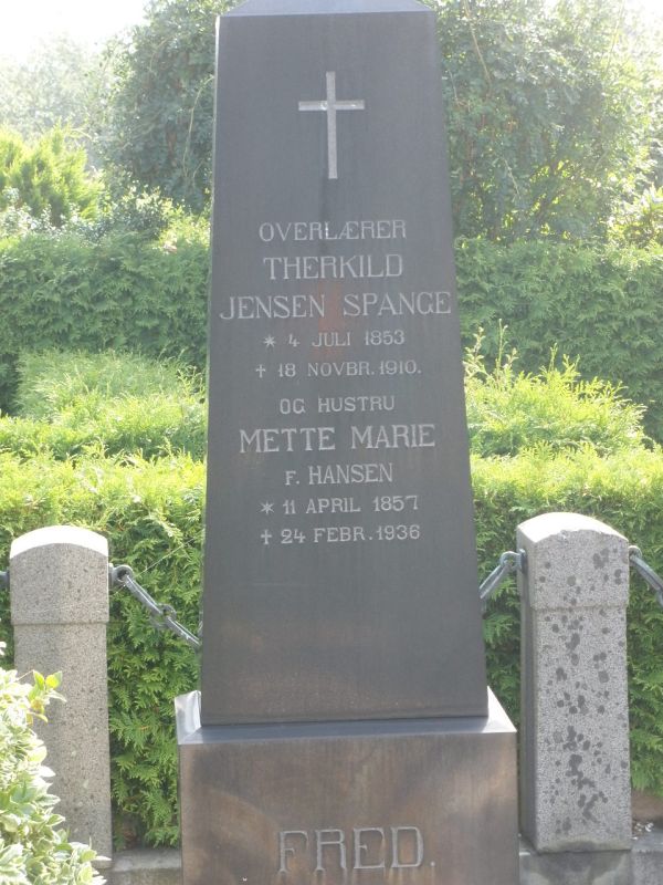 Mette Marie Spange .JPG